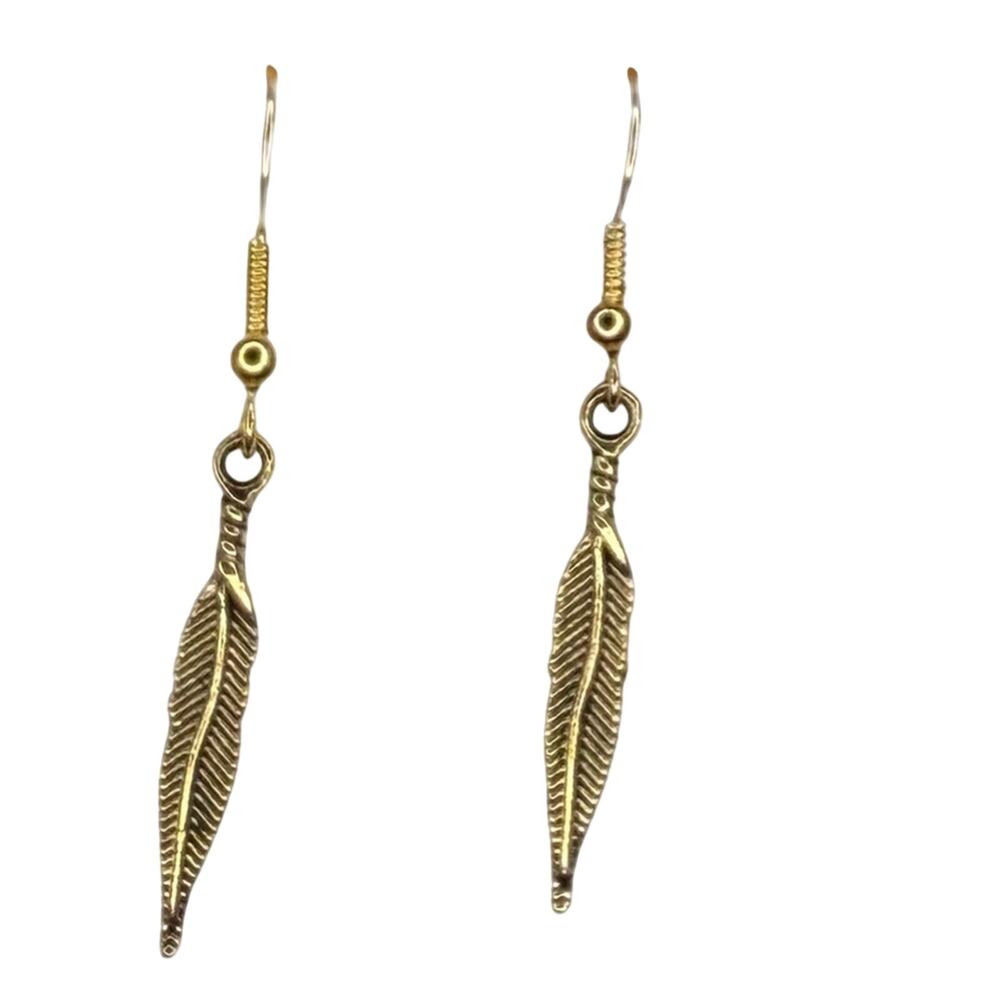 Feather earrings metal gold tone color hook